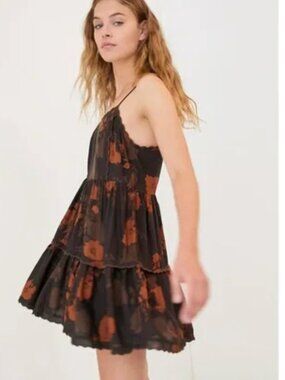 Urban Outfitters Hanna Scallop Dress Floral